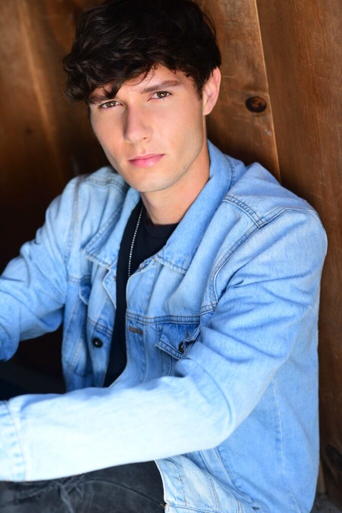 Zach Justice Age, Wiki, Career, Net Worth, Relationship 2024